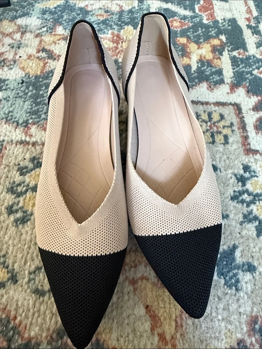 Women’s Two-Tone Pointed Block Heel Pumps - Cream and Black